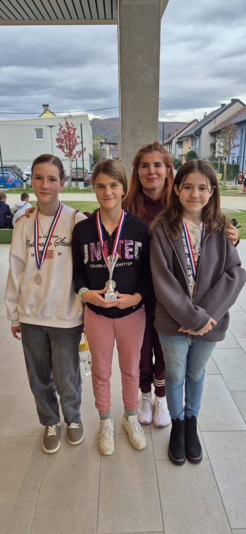 571443189_1248489840632994_8605613530809249275_n