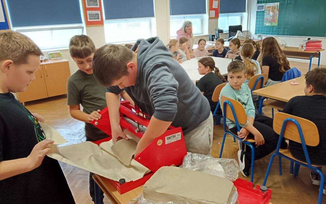 Izvannastavne aktivnosti petkom…